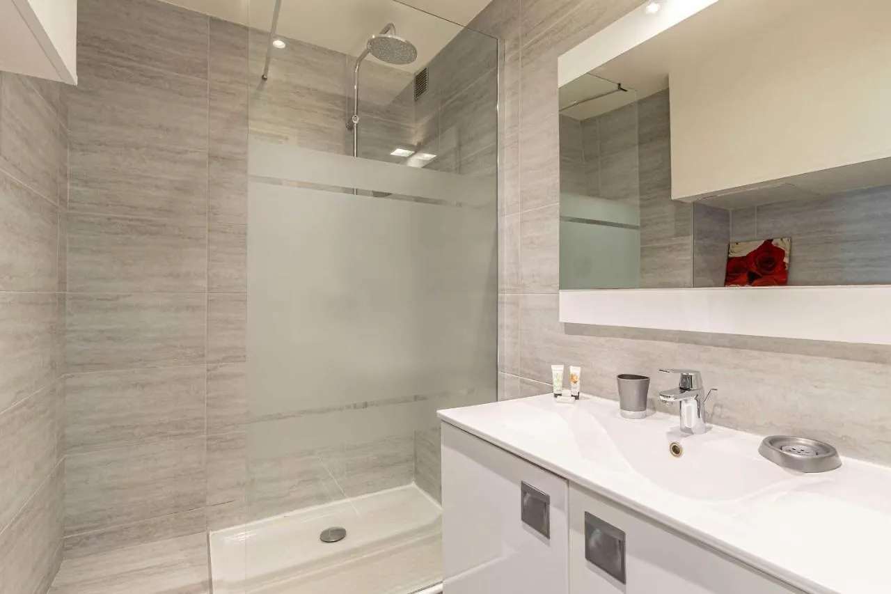 Beautiful Apartment With Balcony - Center Κάννες Γαλλία