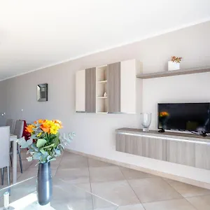 Appartement Le Midi 8 By Estates, Cannes